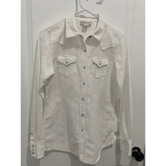 Ariat Tops - Ariat Womens White Heart Jacquard Western Snap Long Sleeve Shirt Medium